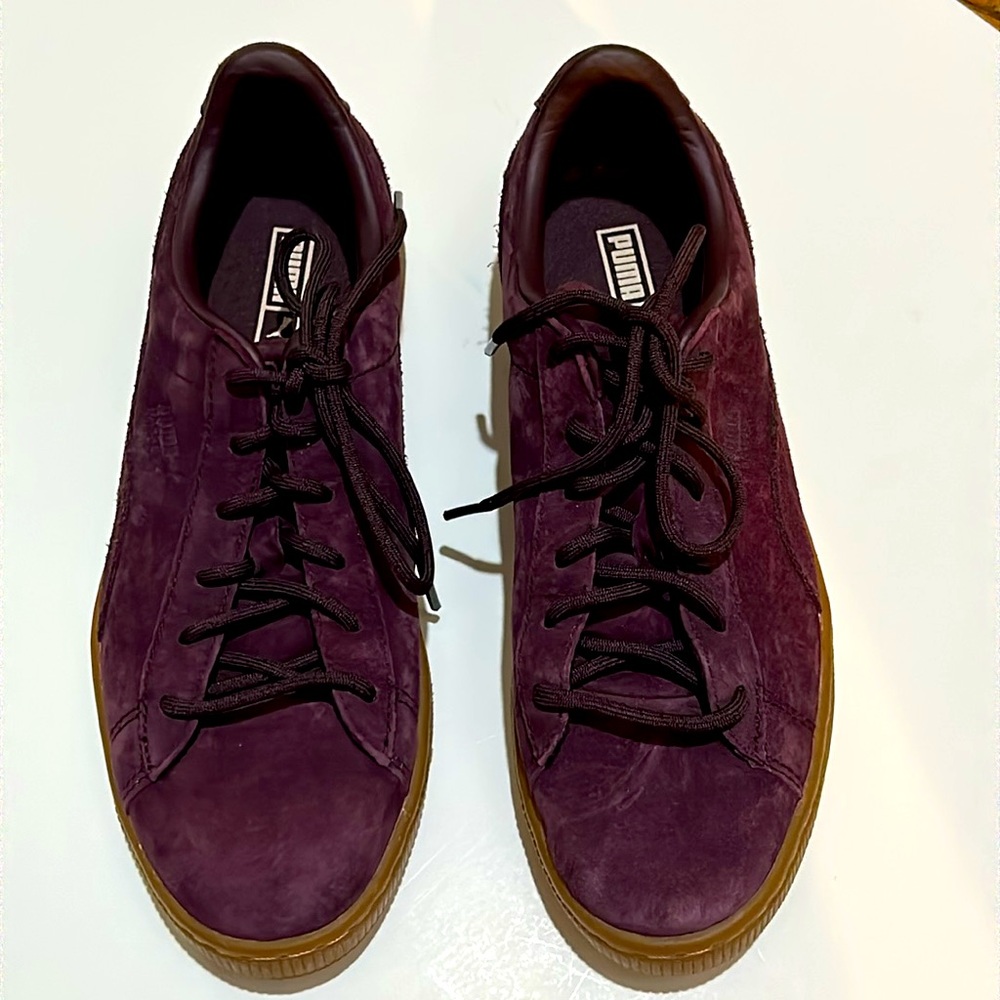 PUMA Suede Sneakers Sz 6.5 (girl) EXCELLENT CONDITION
